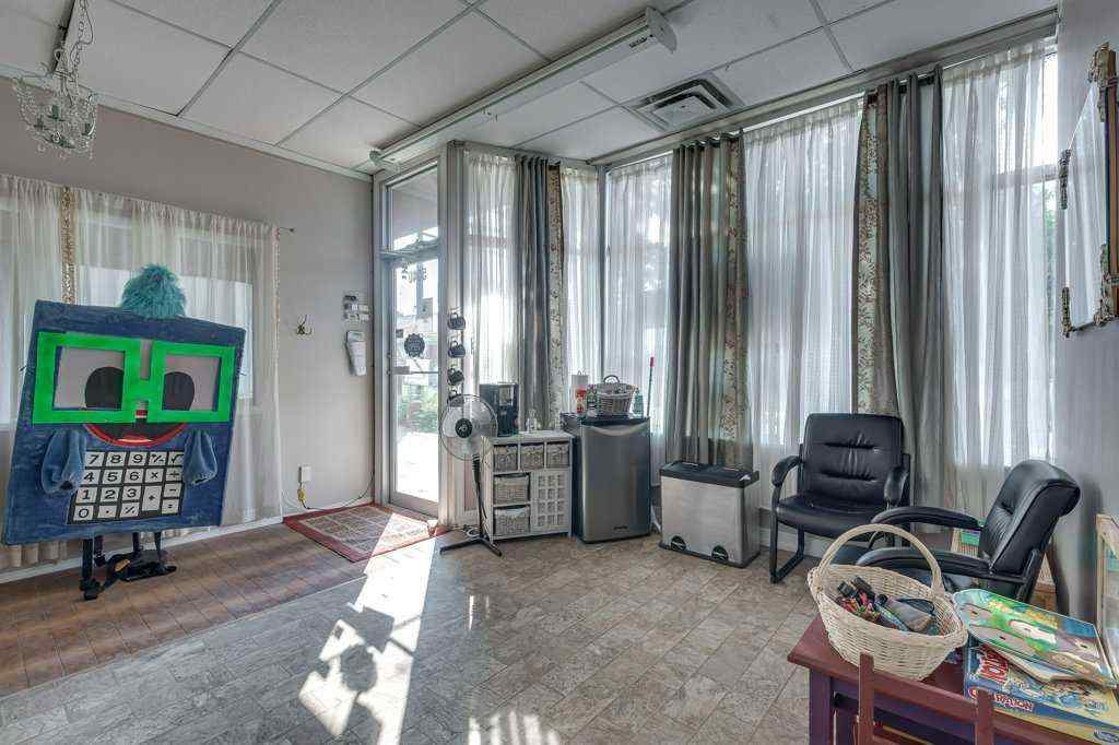 MLS® A2253333 - 5036 50 Street  in Downtown Innisfail Innisfail, Commercial