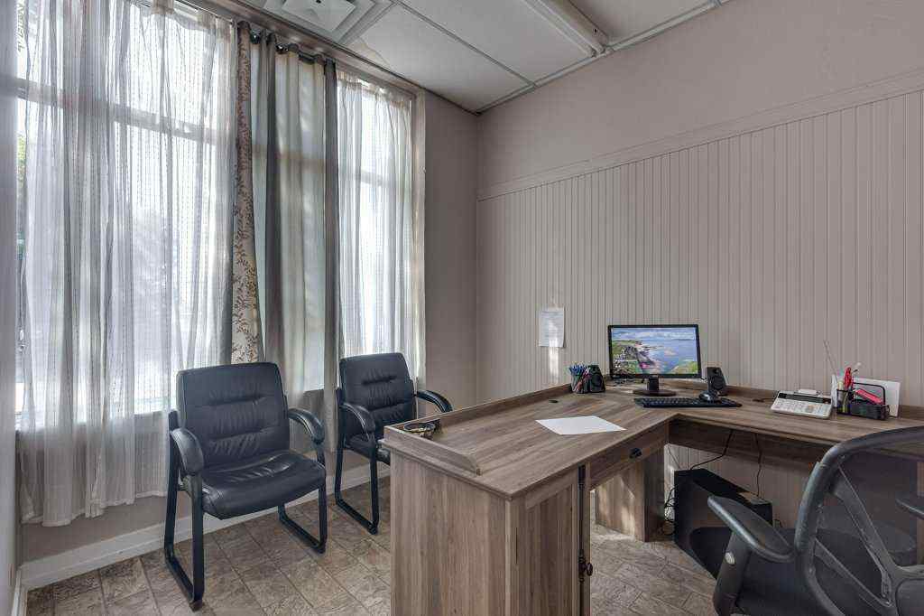 MLS® A2253333 - 5036 50 Street  in Downtown Innisfail Innisfail, Commercial