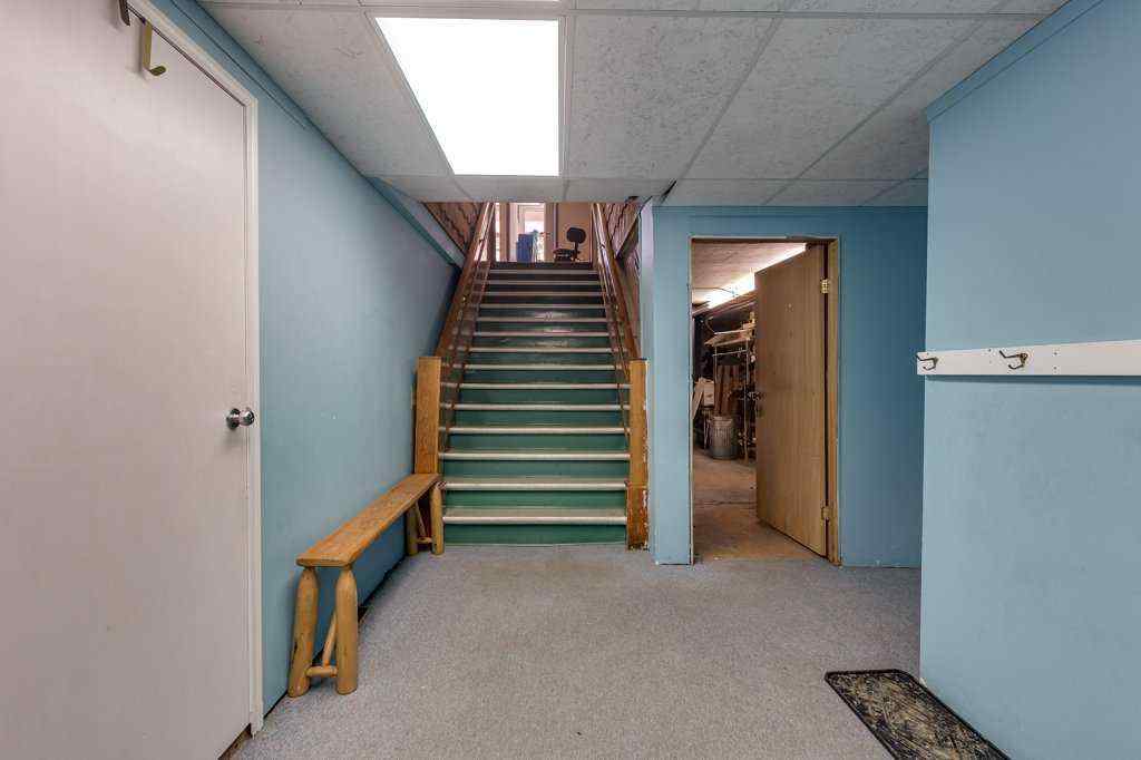 MLS® A2253333 - 5036 50 Street  in Downtown Innisfail Innisfail, Commercial