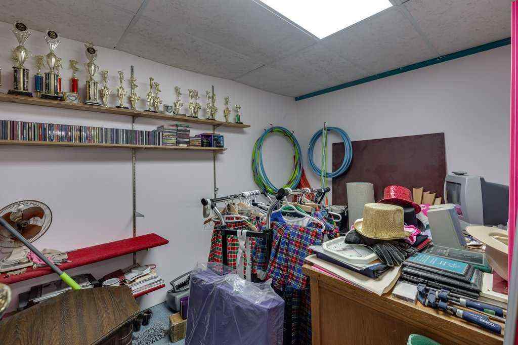 MLS® A2253333 - 5036 50 Street  in Downtown Innisfail Innisfail, Commercial