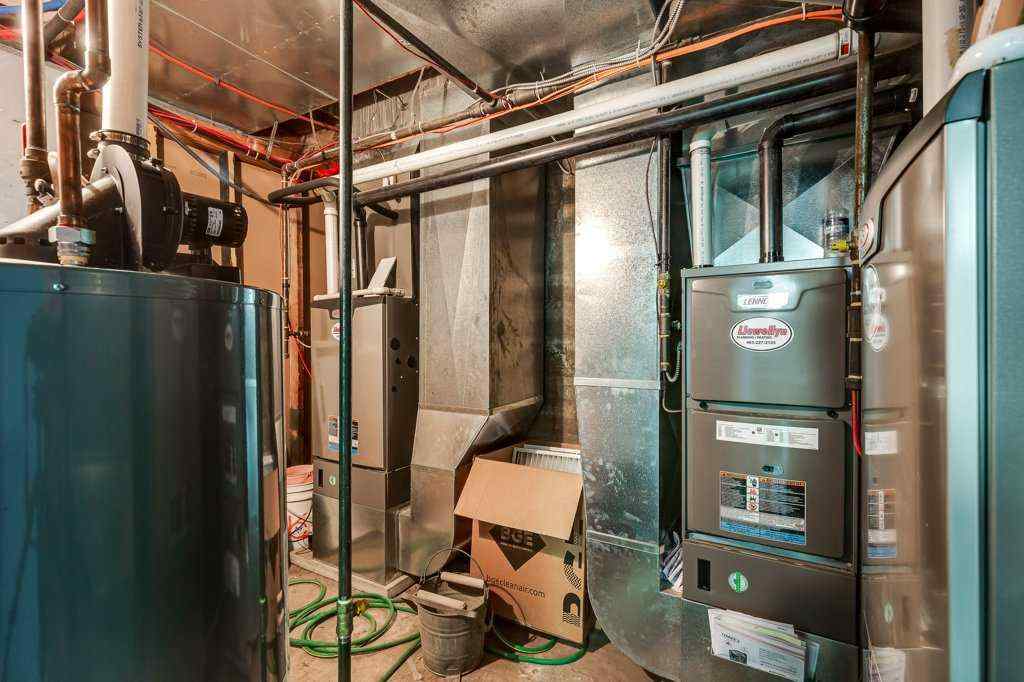 MLS® A2253333 - 5036 50 Street  in Downtown Innisfail Innisfail, Commercial