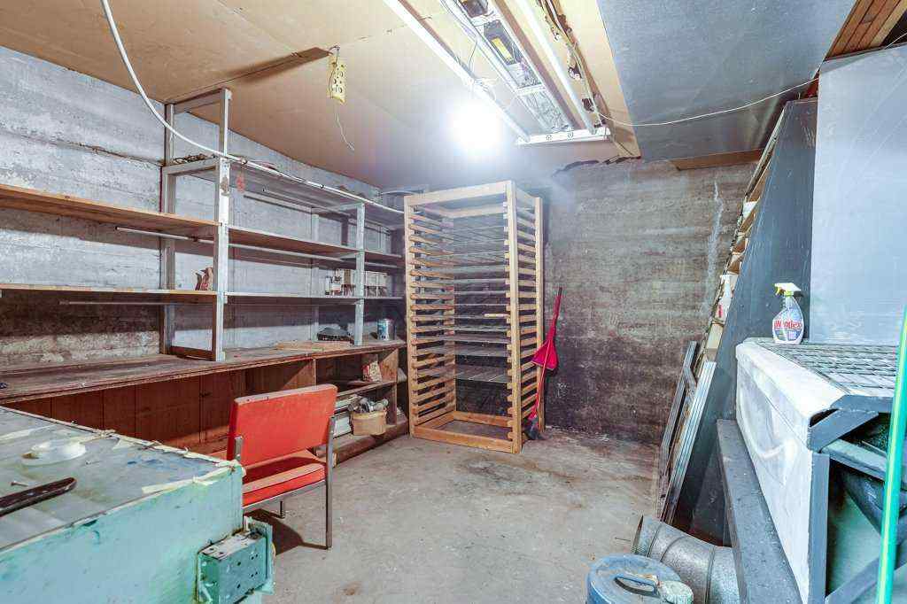 MLS® A2253333 - 5036 50 Street  in Downtown Innisfail Innisfail, Commercial