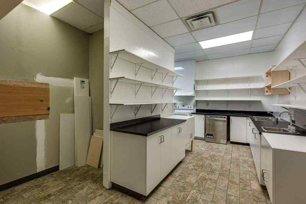 MLS® A2253333 - 5036 50 Street  in Downtown Innisfail Innisfail, Commercial