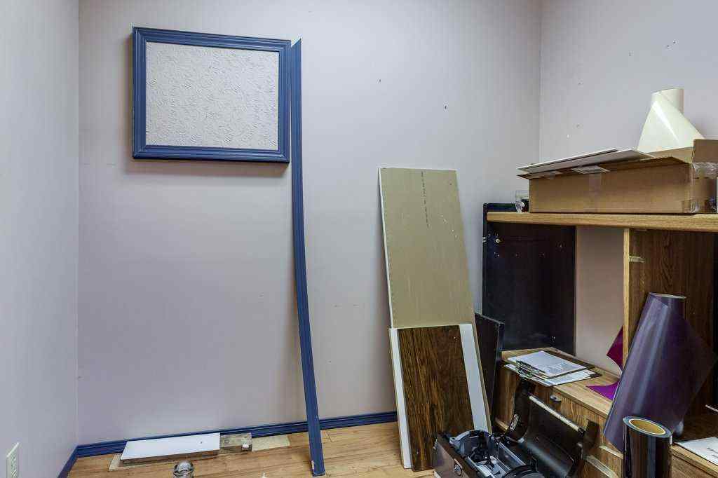 MLS® A2253333 - 5036 50 Street  in Downtown Innisfail Innisfail, Commercial