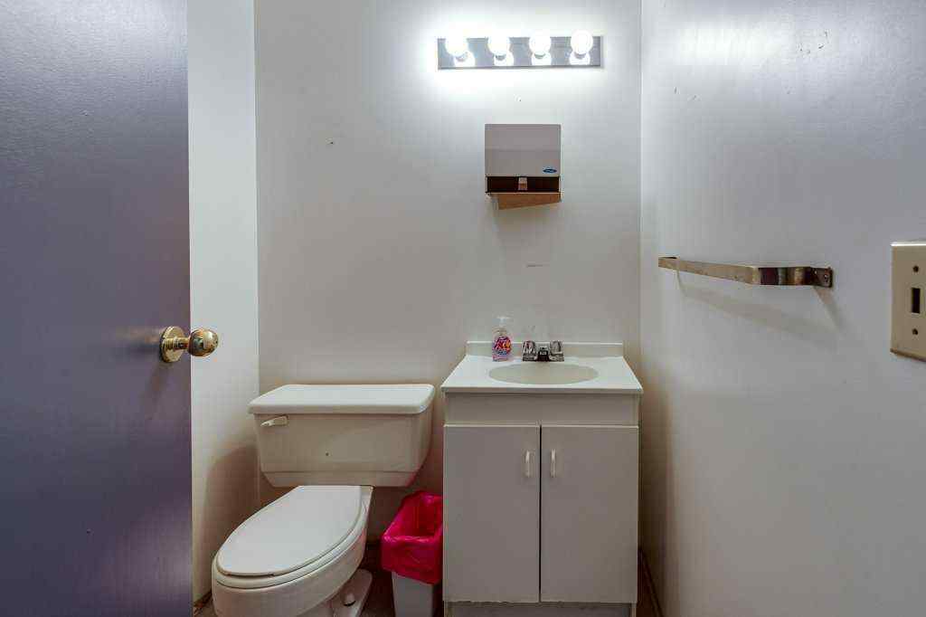 MLS® A2253333 - 5036 50 Street  in Downtown Innisfail Innisfail, Commercial