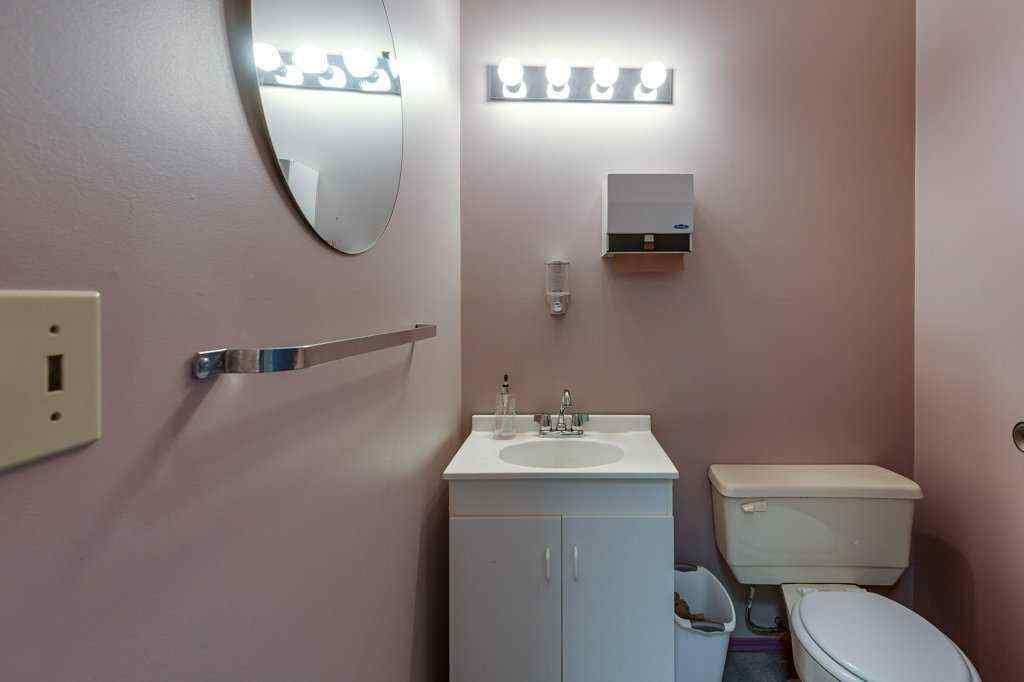 MLS® A2253333 - 5036 50 Street  in Downtown Innisfail Innisfail, Commercial