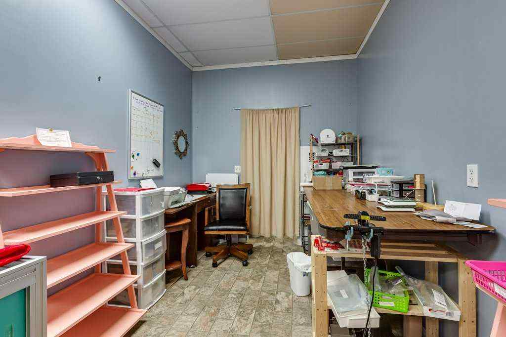 MLS® A2253333 - 5036 50 Street  in Downtown Innisfail Innisfail, Commercial