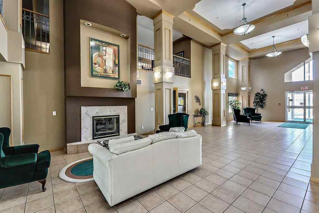 MLS® A2253336 - Unit #220 6868 Sierra Morena Boulevard SW in Signal Hill Calgary, Residential