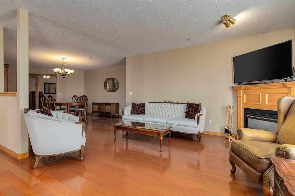 MLS® A2253336 - Unit #220 6868 Sierra Morena Boulevard SW in Signal Hill Calgary, Residential