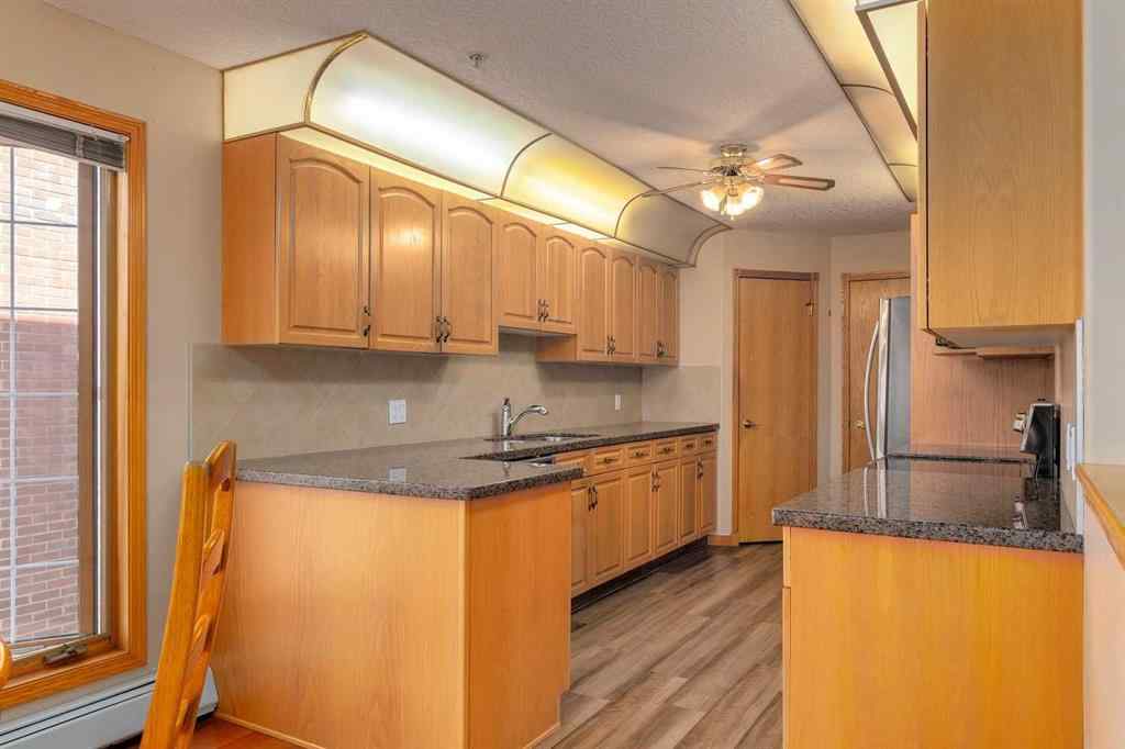 MLS® A2253336 - Unit #220 6868 Sierra Morena Boulevard SW in Signal Hill Calgary, Residential