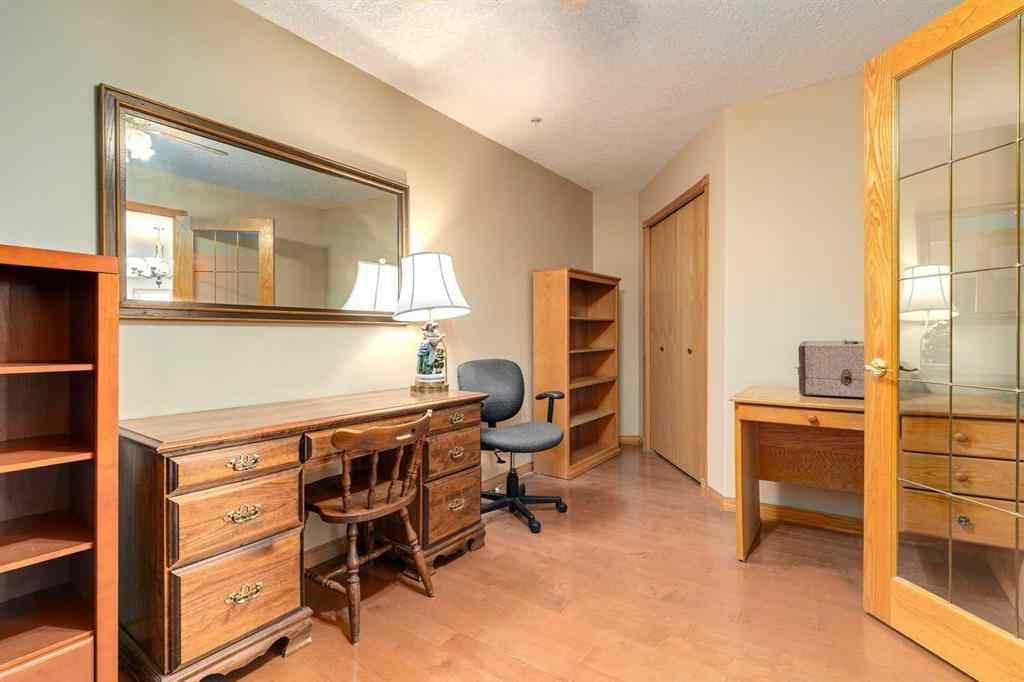 MLS® A2253336 - Unit #220 6868 Sierra Morena Boulevard SW in Signal Hill Calgary, Residential