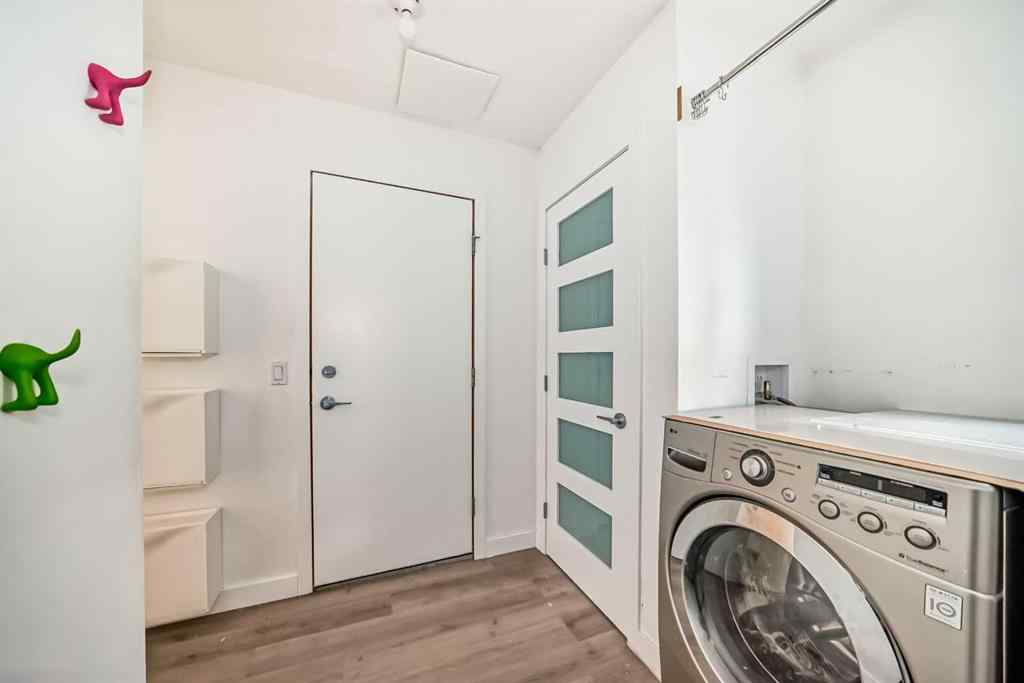 MLS® A2253338 - 7 Signature Mews SW in Signal Hill Calgary, Residential