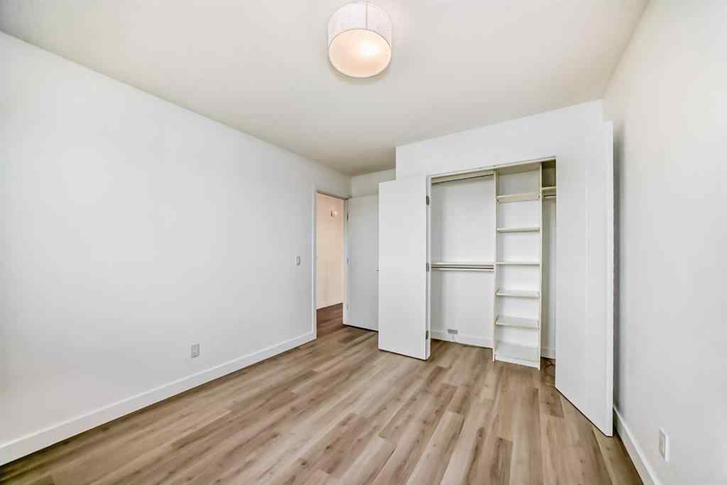 MLS® A2253338 - 7 Signature Mews SW in Signal Hill Calgary, Residential