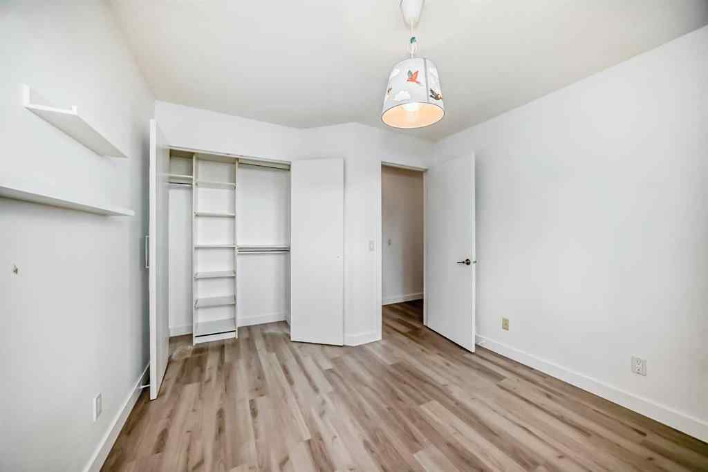 MLS® A2253338 - 7 Signature Mews SW in Signal Hill Calgary, Residential