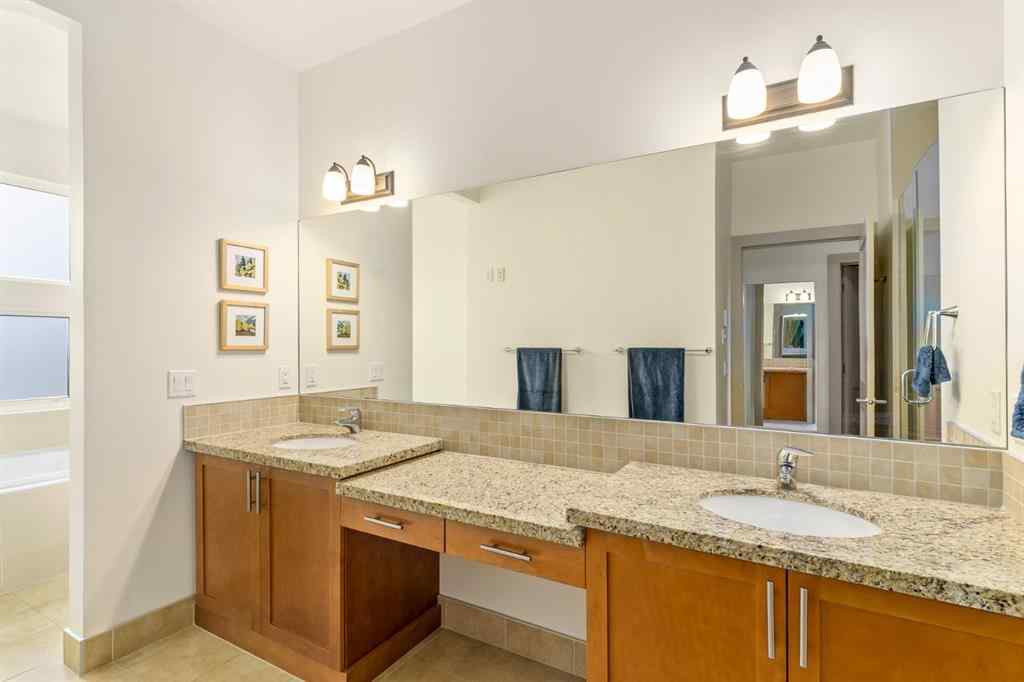 MLS® A2253340 - 2134 30 Avenue SW in Richmond Calgary, Residential