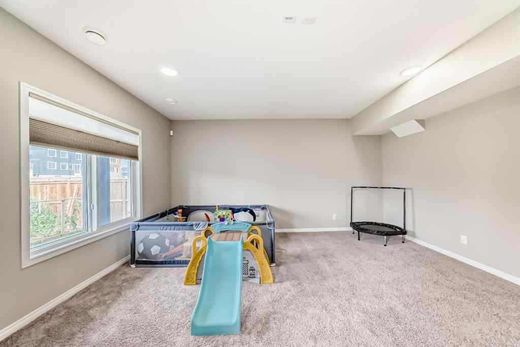 MLS® A2253343 - 271 Chelsea Heath  in Chelsea_CH Chestermere, Residential