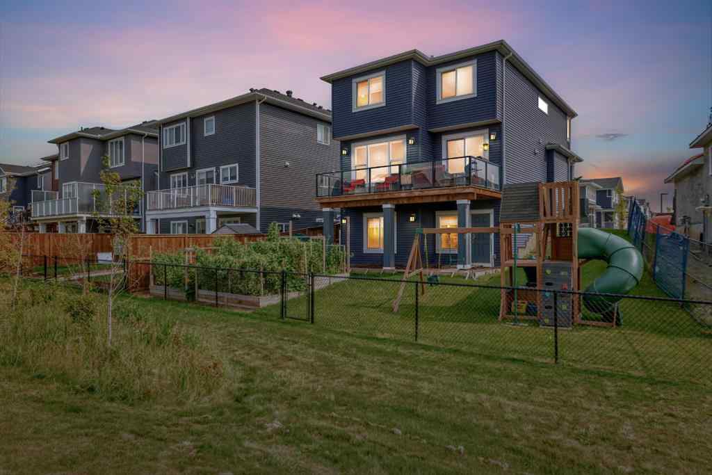 MLS® A2253343 - 271 Chelsea Heath  in Chelsea_CH Chestermere, Residential