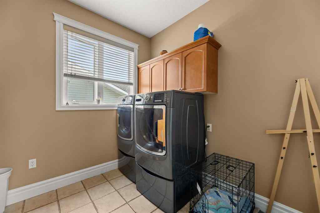MLS® A2253347 - 6002 60 Street  in NONE Olds, Residential