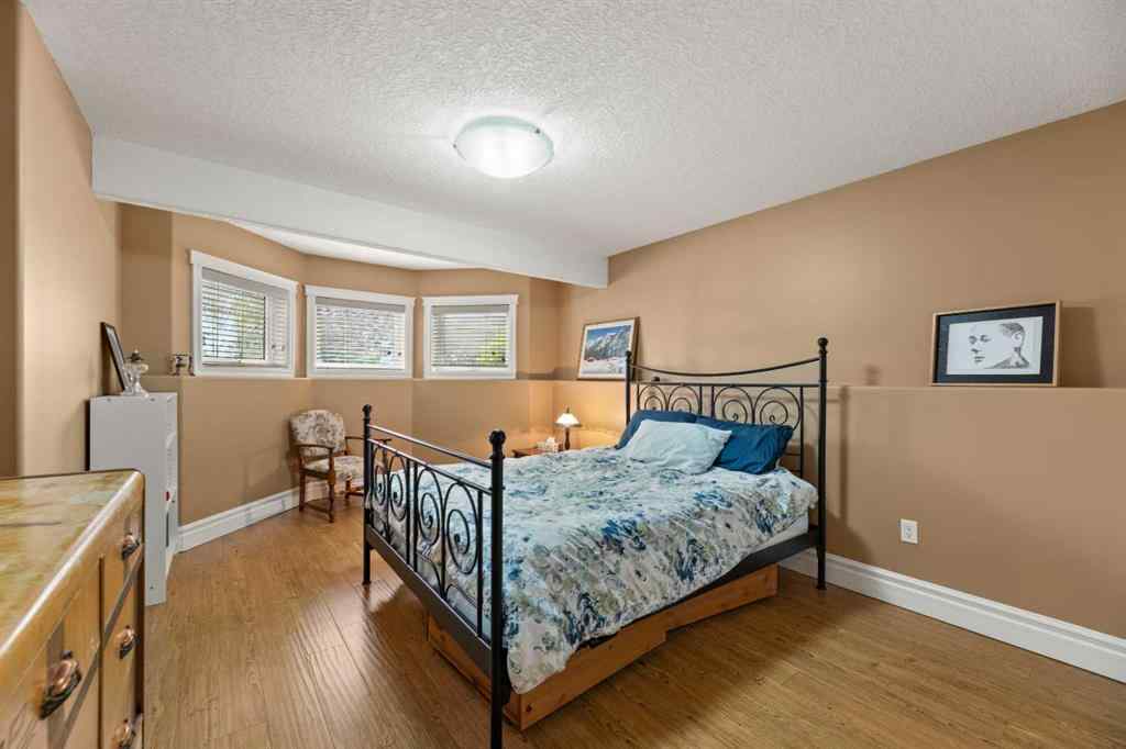 MLS® A2253347 - 6002 60 Street  in NONE Olds, Residential