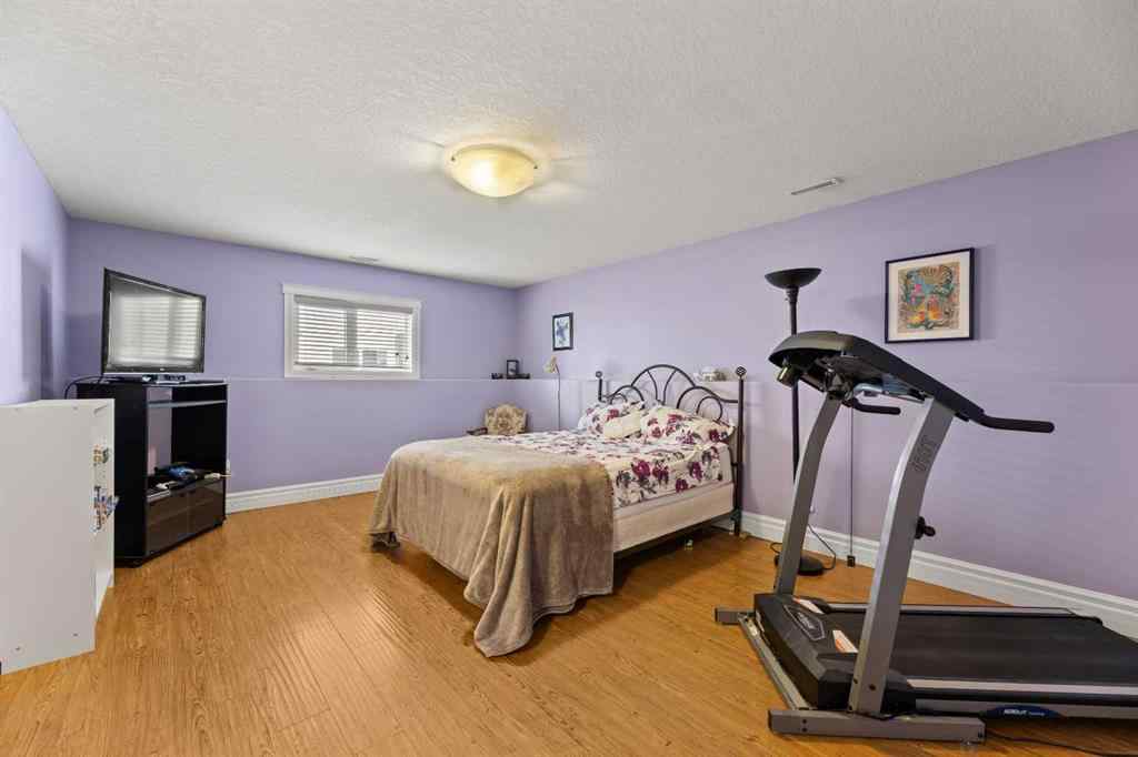 MLS® A2253347 - 6002 60 Street  in NONE Olds, Residential