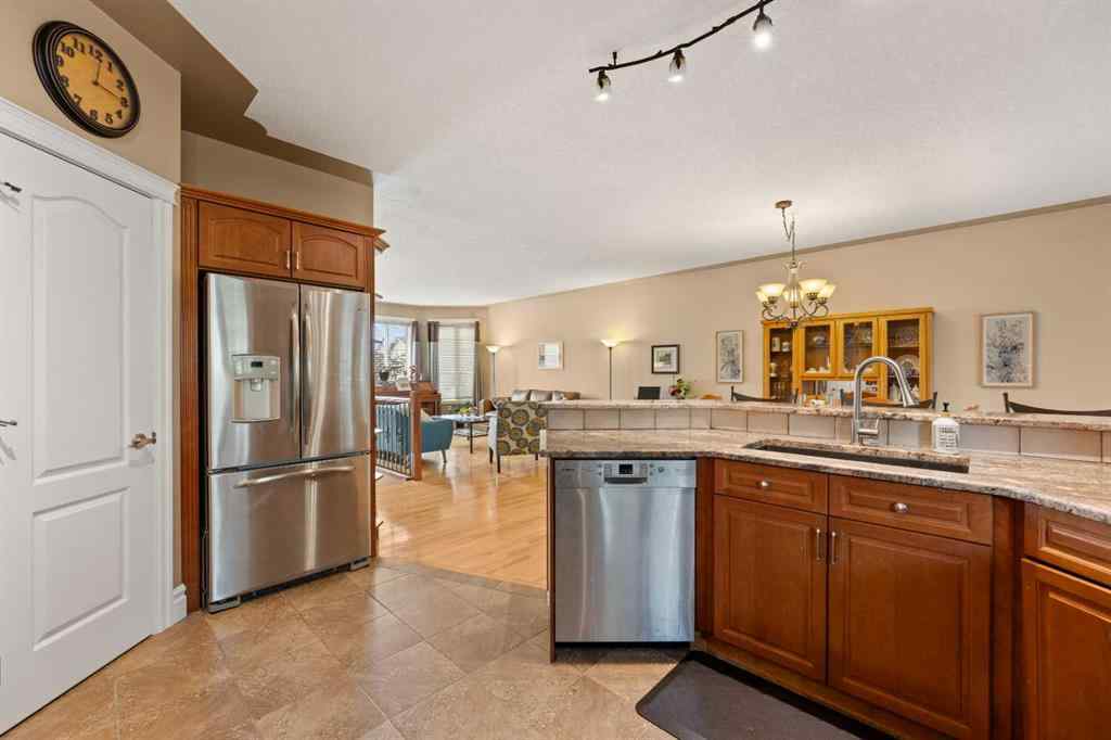 MLS® A2253347 - 6002 60 Street  in NONE Olds, Residential