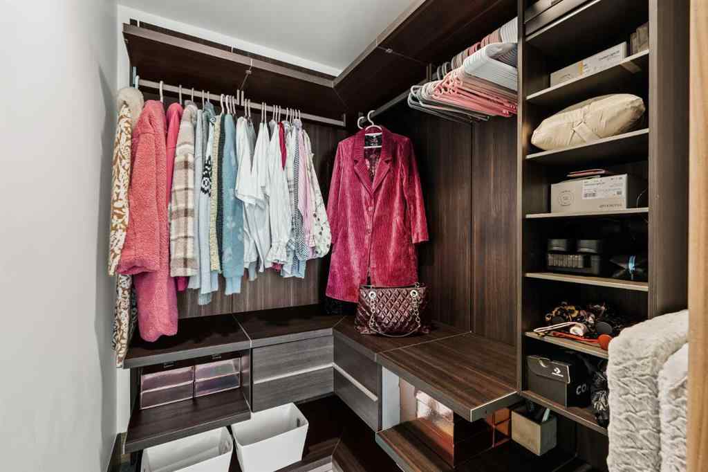 MLS® A2253355 - Unit #802 738 1 Avenue SW in Eau Claire Calgary, Residential
