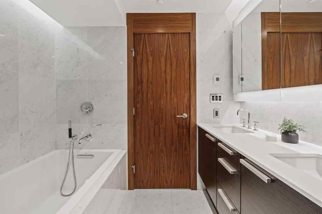 MLS® A2253355 - Unit #802 738 1 Avenue SW in Eau Claire Calgary, Residential