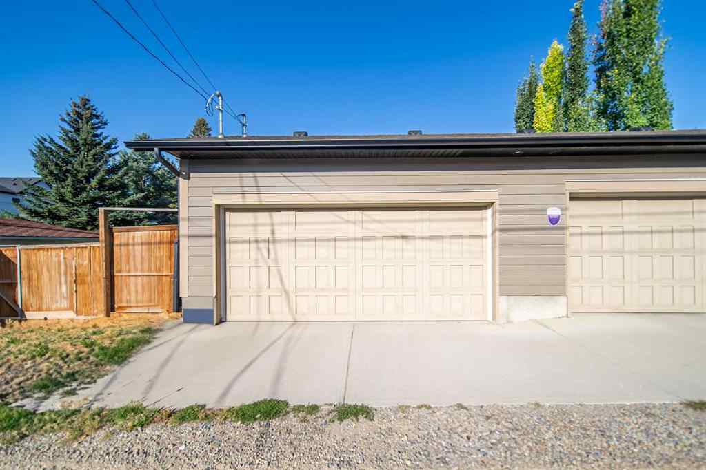 MLS® A2253357 - 3524 41 Street SW in Glenbrook Calgary, Residential