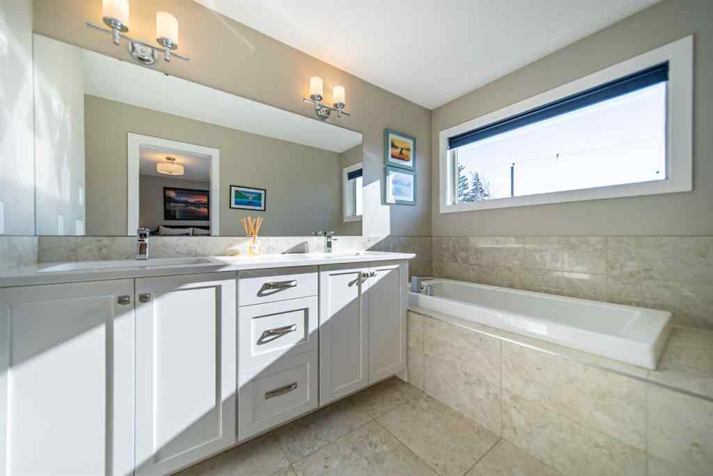MLS® A2253357 - 3524 41 Street SW in Glenbrook Calgary, Residential