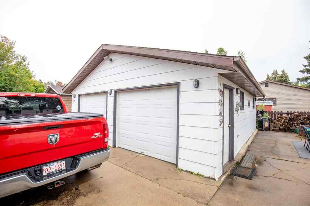MLS® A2253360 - 5248 37 Street   in Margodt Innisfail, Residential