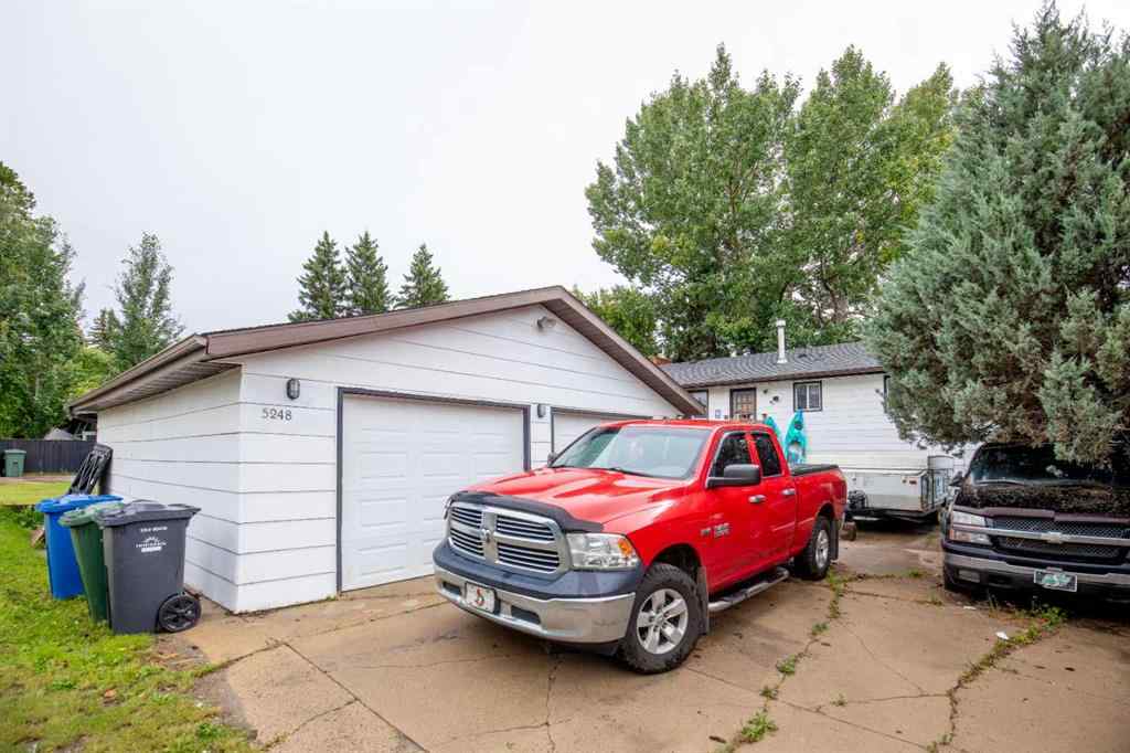 MLS® A2253360 - 5248 37 Street   in Margodt Innisfail, Residential