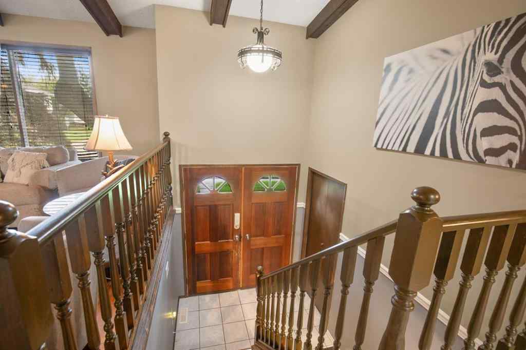MLS® A2253360 - 5248 37 Street   in Margodt Innisfail, Residential