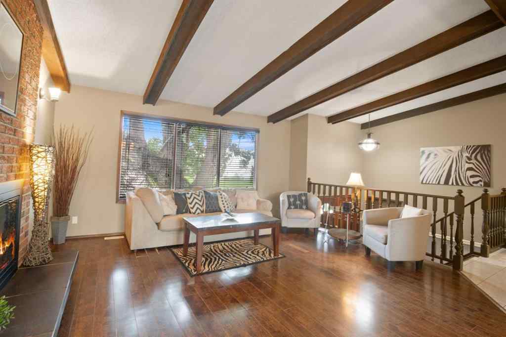 MLS® A2253360 - 5248 37 Street   in Margodt Innisfail, Residential
