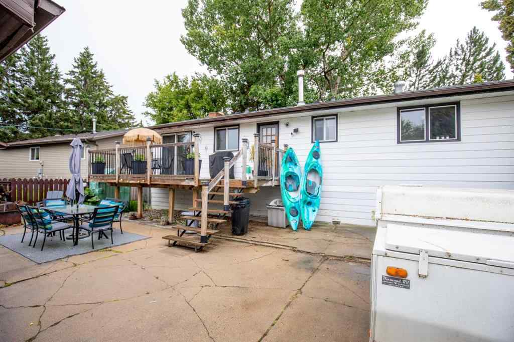 MLS® A2253360 - 5248 37 Street   in Margodt Innisfail, Residential