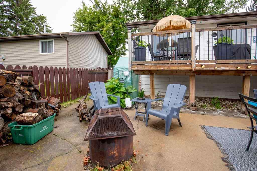MLS® A2253360 - 5248 37 Street   in Margodt Innisfail, Residential