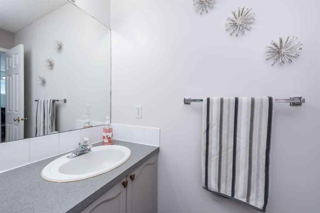 MLS® A2253361 - 231 Harvest Gold Place NE in Harvest Hills Calgary, Residential