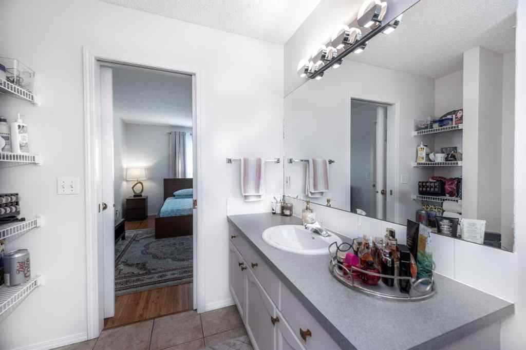 MLS® A2253361 - 231 Harvest Gold Place NE in Harvest Hills Calgary, Residential
