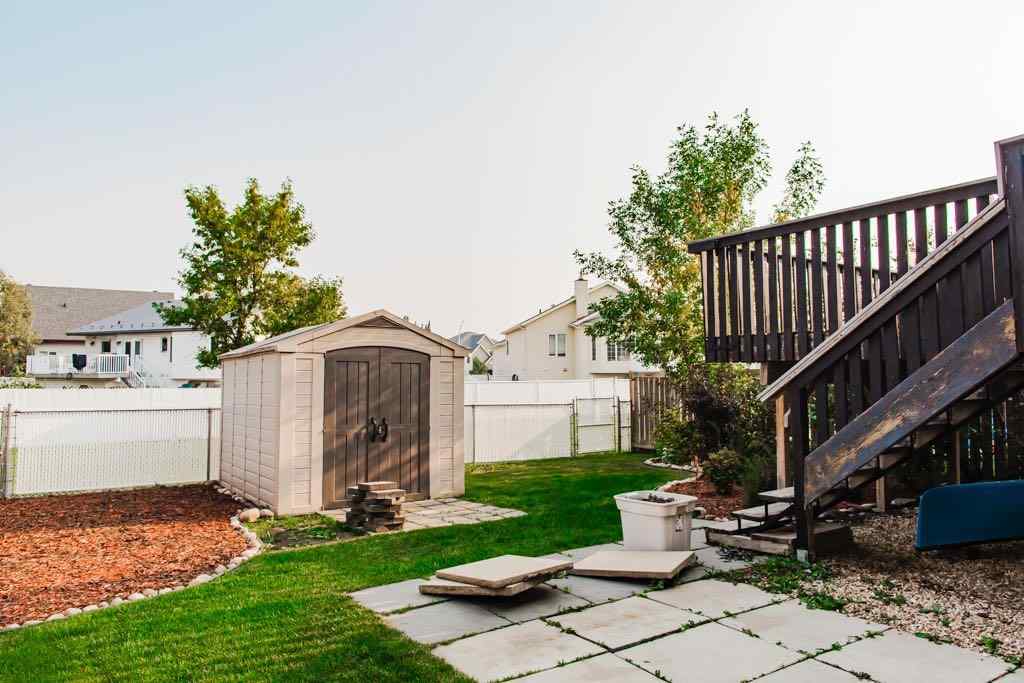 MLS® A2253363 - 10429 122 Avenue  in Royal Oaks Grande Prairie, Residential