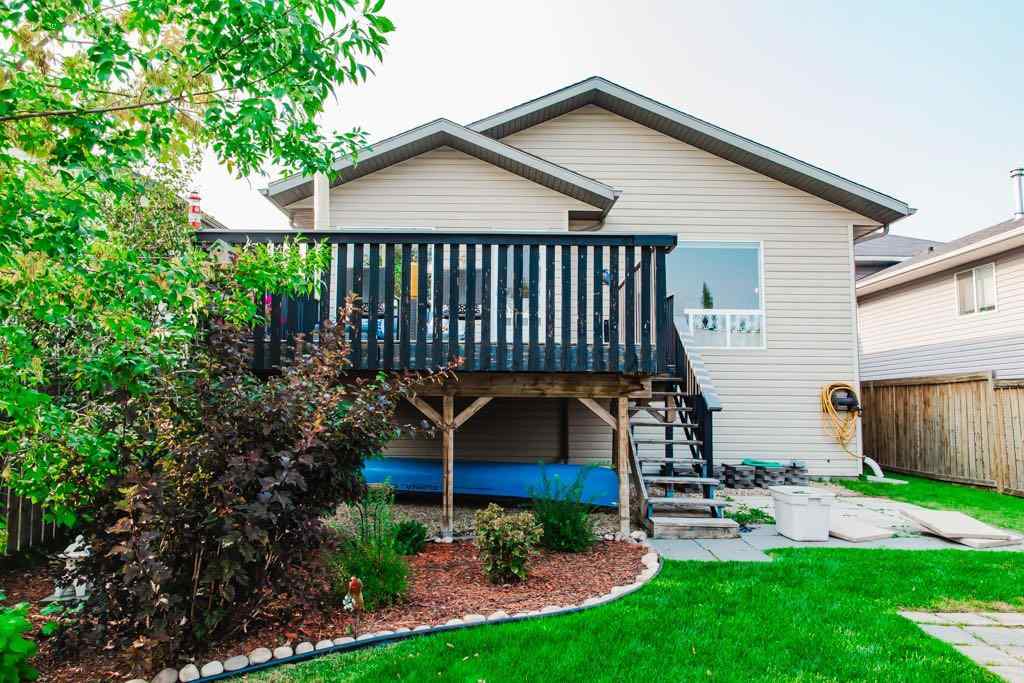 MLS® A2253363 - 10429 122 Avenue  in Royal Oaks Grande Prairie, Residential