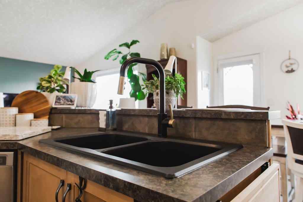 MLS® A2253363 - 10429 122 Avenue  in Royal Oaks Grande Prairie, Residential