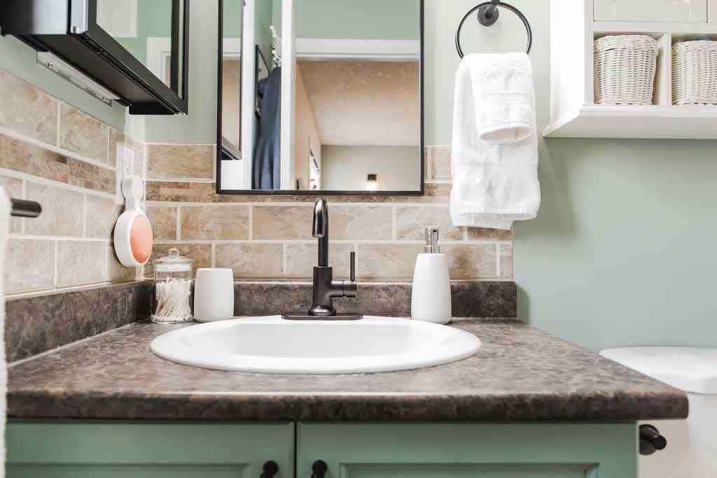 MLS® A2253363 - 10429 122 Avenue  in Royal Oaks Grande Prairie, Residential