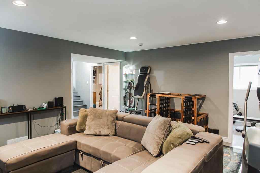 MLS® A2253363 - 10429 122 Avenue  in Royal Oaks Grande Prairie, Residential