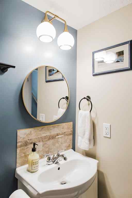 MLS® A2253363 - 10429 122 Avenue  in Royal Oaks Grande Prairie, Residential