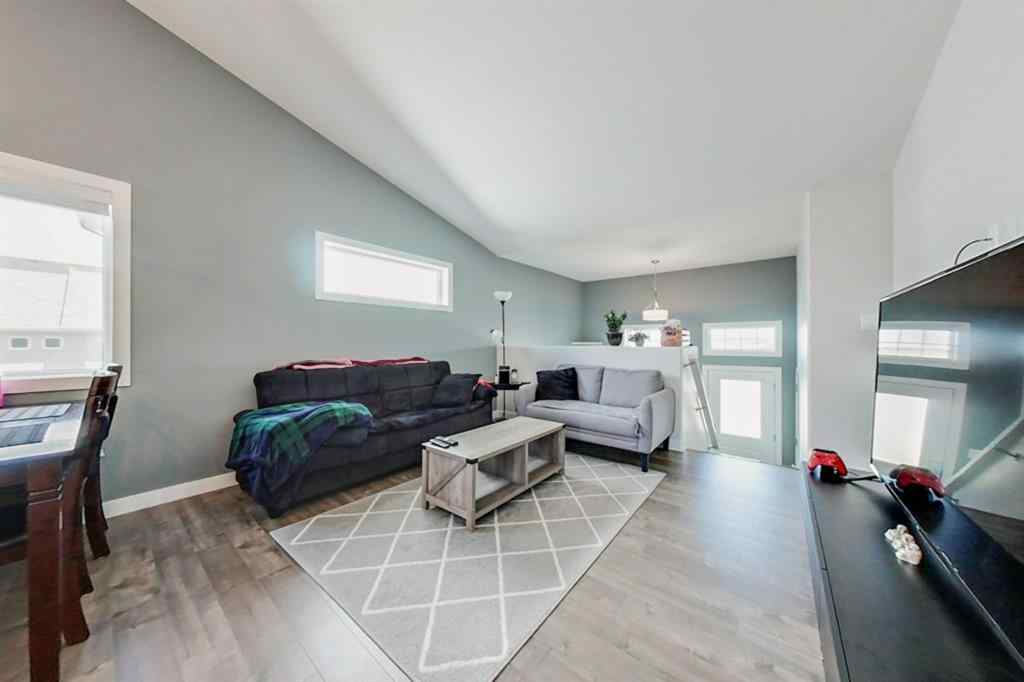 MLS® A2253365 - 67 Kensington Road W in NONE Lethbridge, Residential