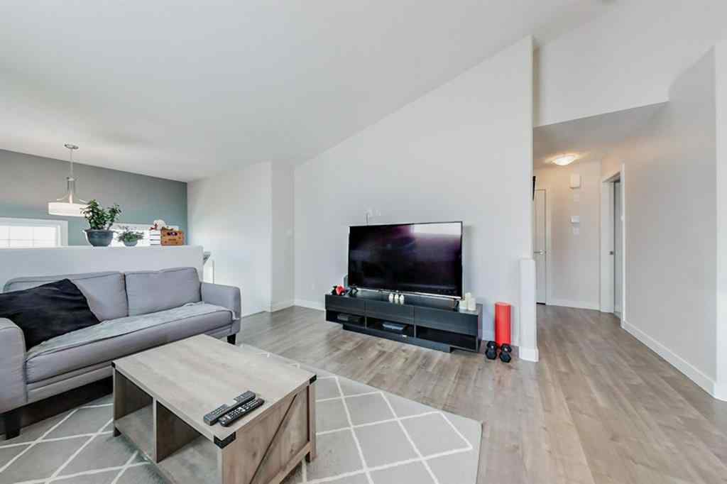 MLS® A2253365 - 67 Kensington Road W in NONE Lethbridge, Residential