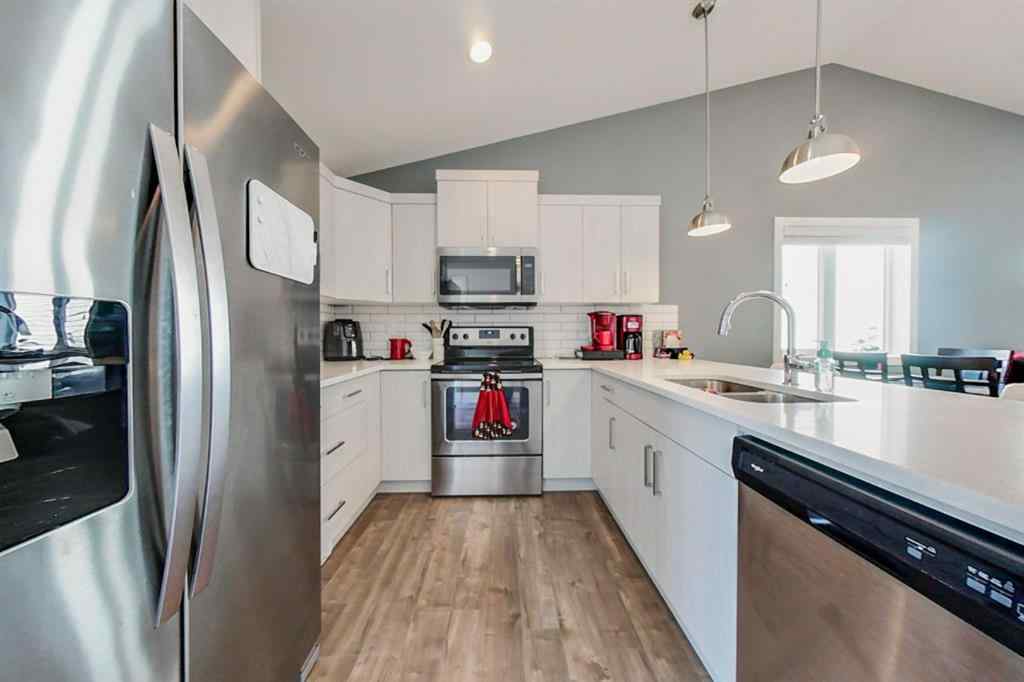 MLS® A2253365 - 67 Kensington Road W in NONE Lethbridge, Residential