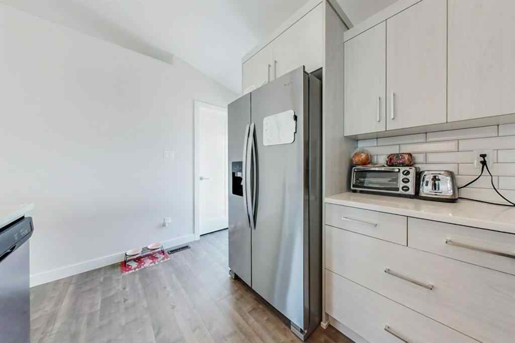 MLS® A2253365 - 67 Kensington Road W in NONE Lethbridge, Residential