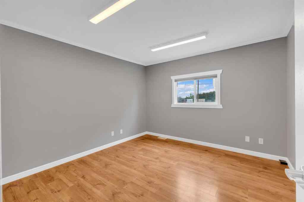 MLS® A2253366 - 4212 Hewlett Drive  in Blindman Industrial Park Rural Red Deer County, Commercial