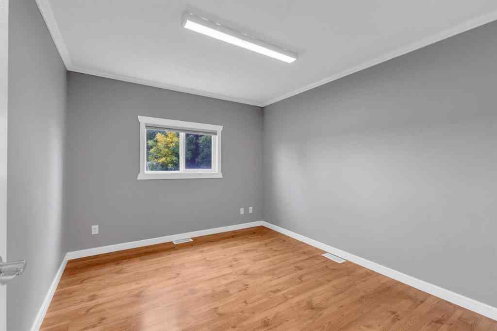 MLS® A2253366 - 4212 Hewlett Drive  in Blindman Industrial Park Rural Red Deer County, Commercial