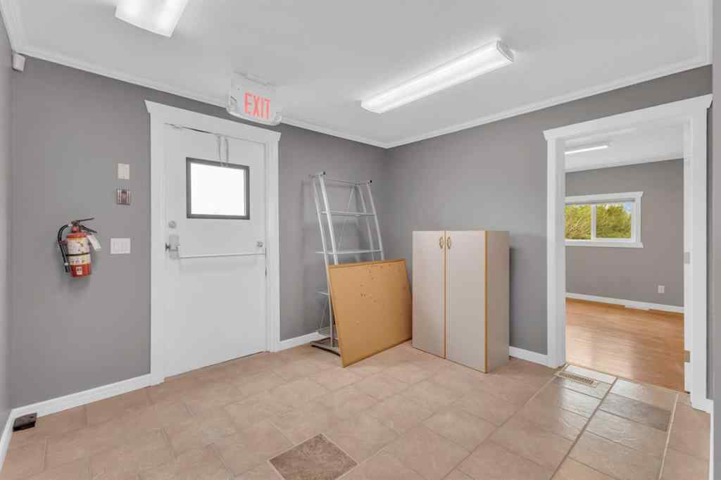 MLS® A2253366 - 4212 Hewlett Drive  in Blindman Industrial Park Rural Red Deer County, Commercial